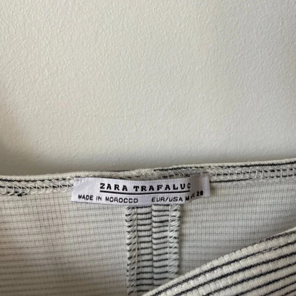Zara Horizontal Pinstripe Sleeveless Bodycon Midi Dress White Black Size Medium - Picture 6 of 6